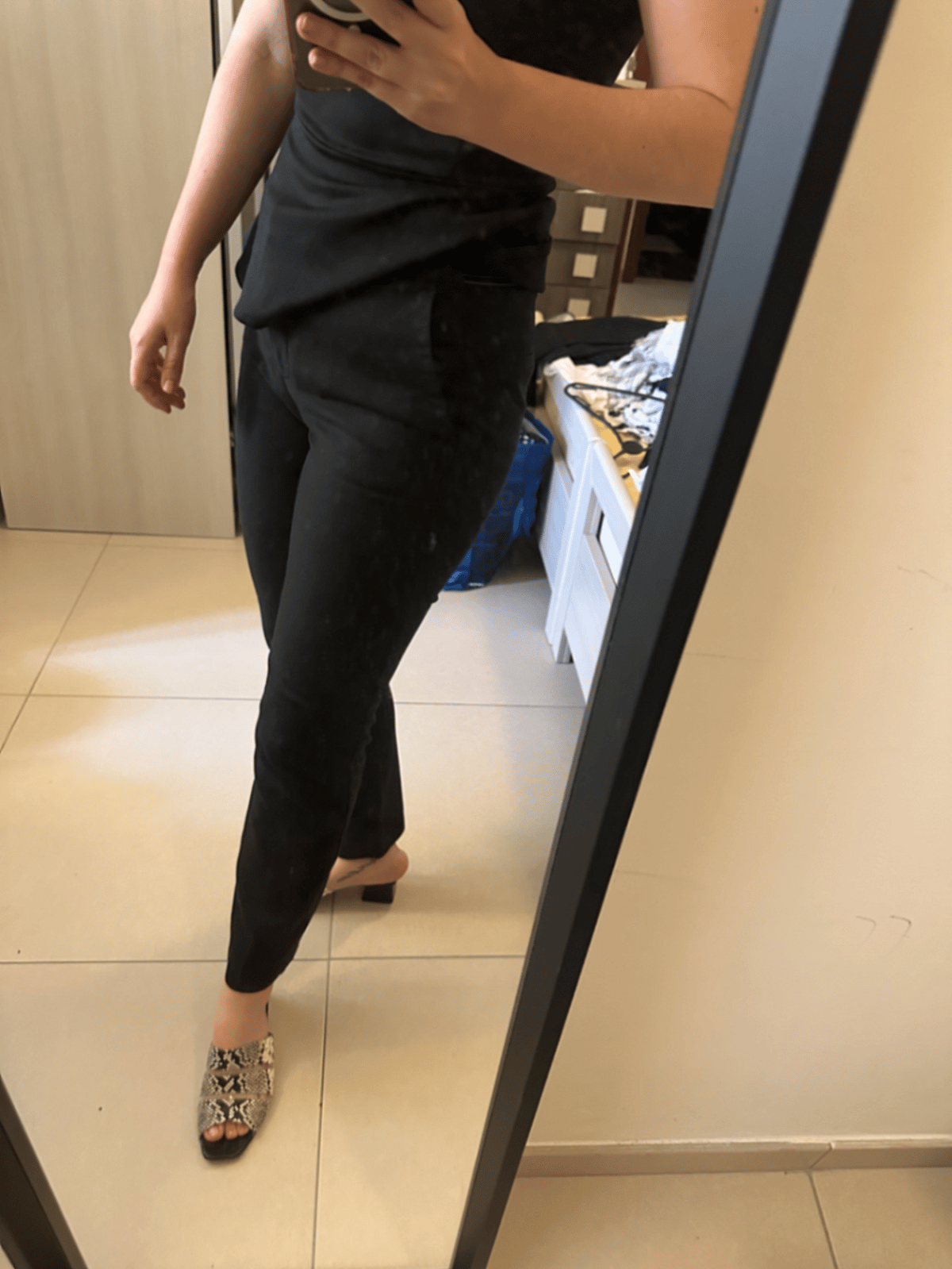 Pantaloni neri con elastico in vita - photo 2