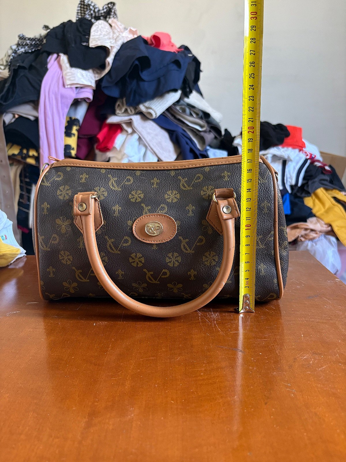 Borsa con monogramma e motivo marrone - photo 6
