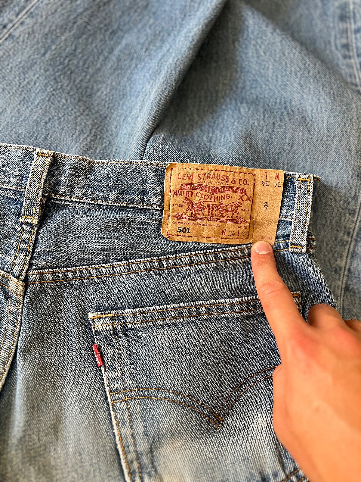 Jeans Levi’s 501 – modello vintage a gamba dritta | Azzurro chiaro | W34 L34 | Prodotto nel Regno Unito - photo 3