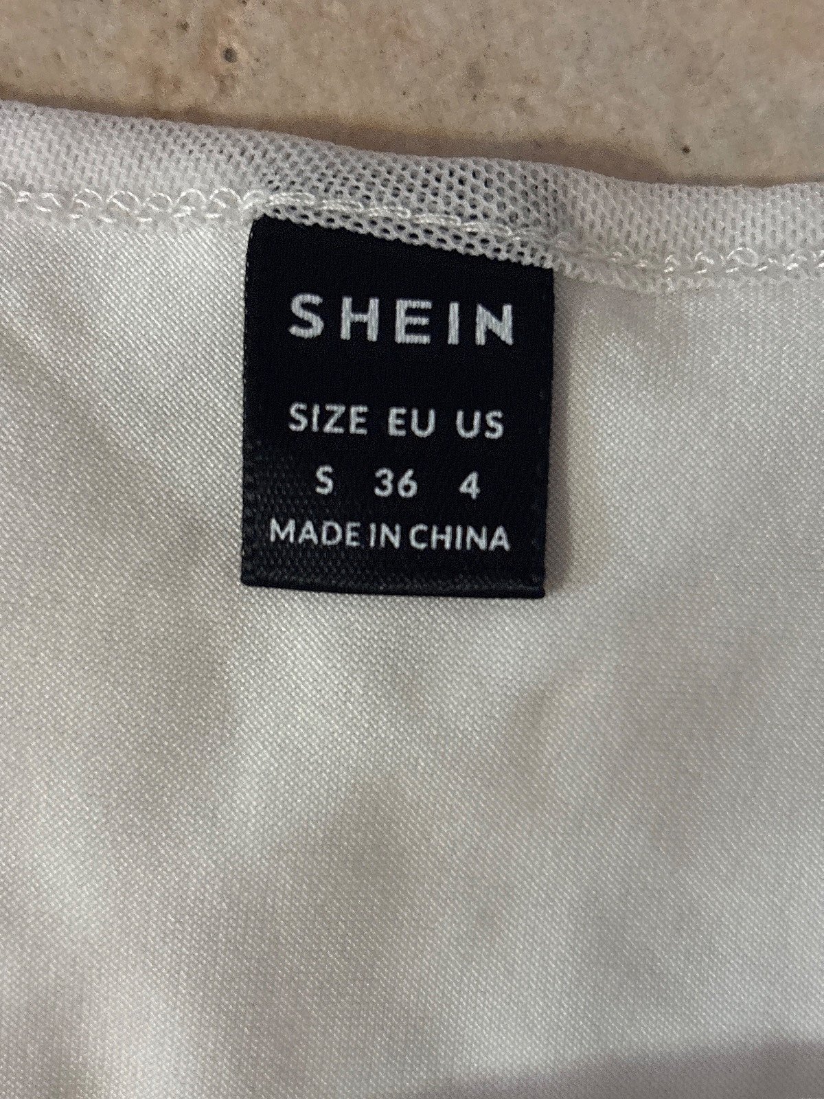 Camicia con colletto bianco e maniche lunghe - photo 2