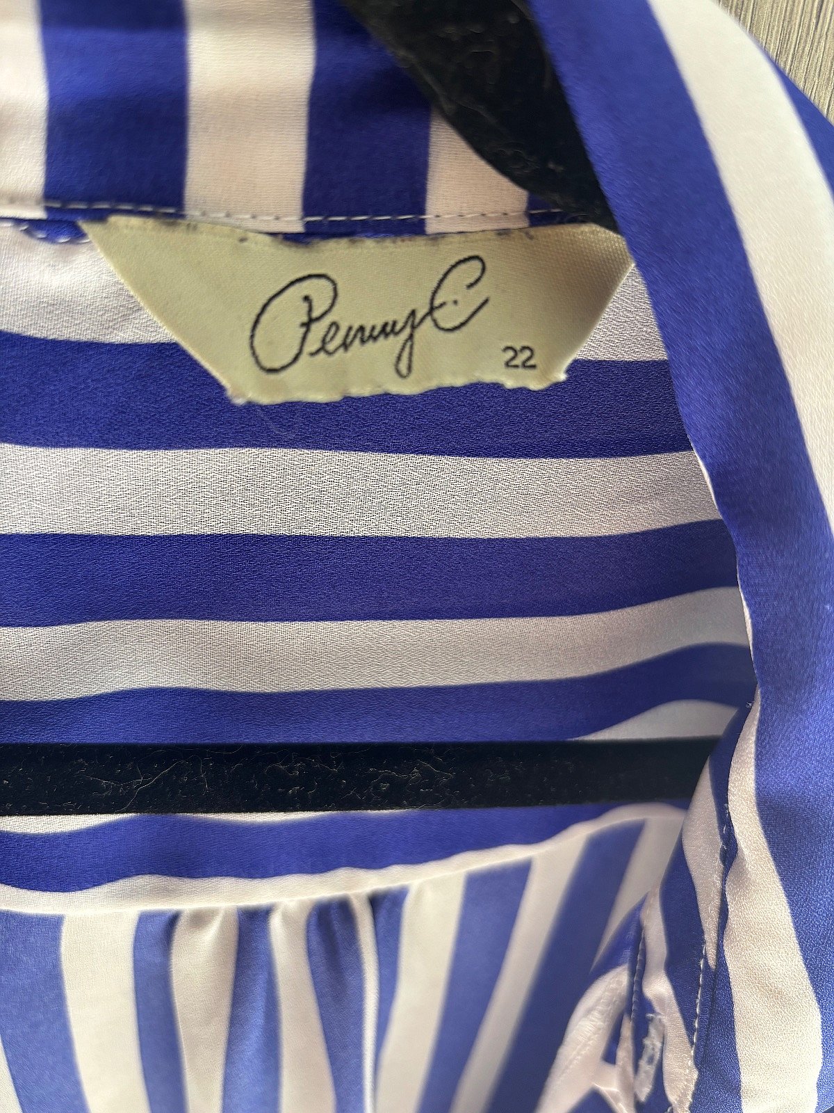 Blusa de rayas azules y blancas - photo 3