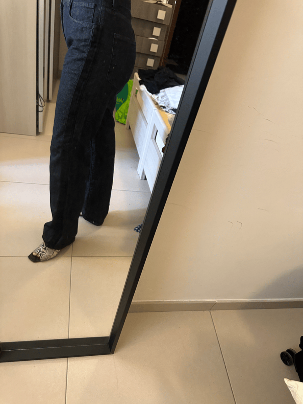Jeans in denim scuro - photo 3