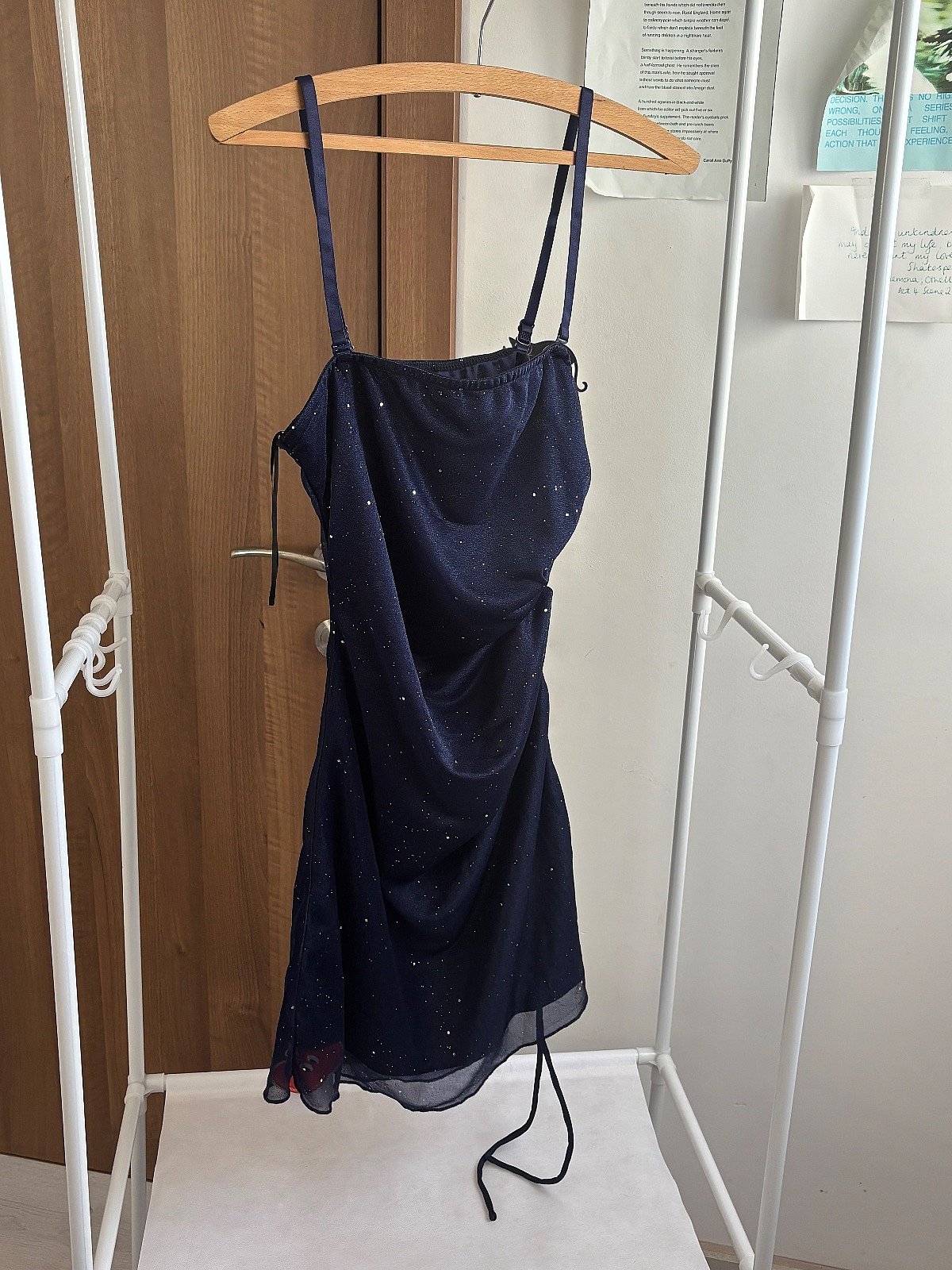 Ilbies bil-qoxra glitter blu skur tas-sidru - photo 2