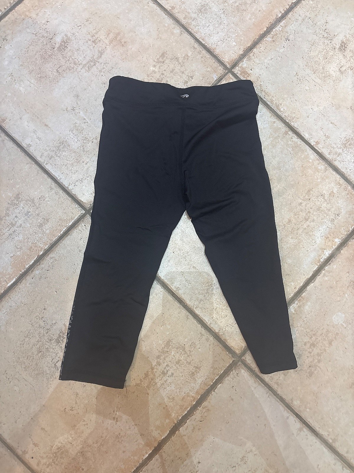 Leggings de 3/4 con estampado negro de Ideology - photo 2