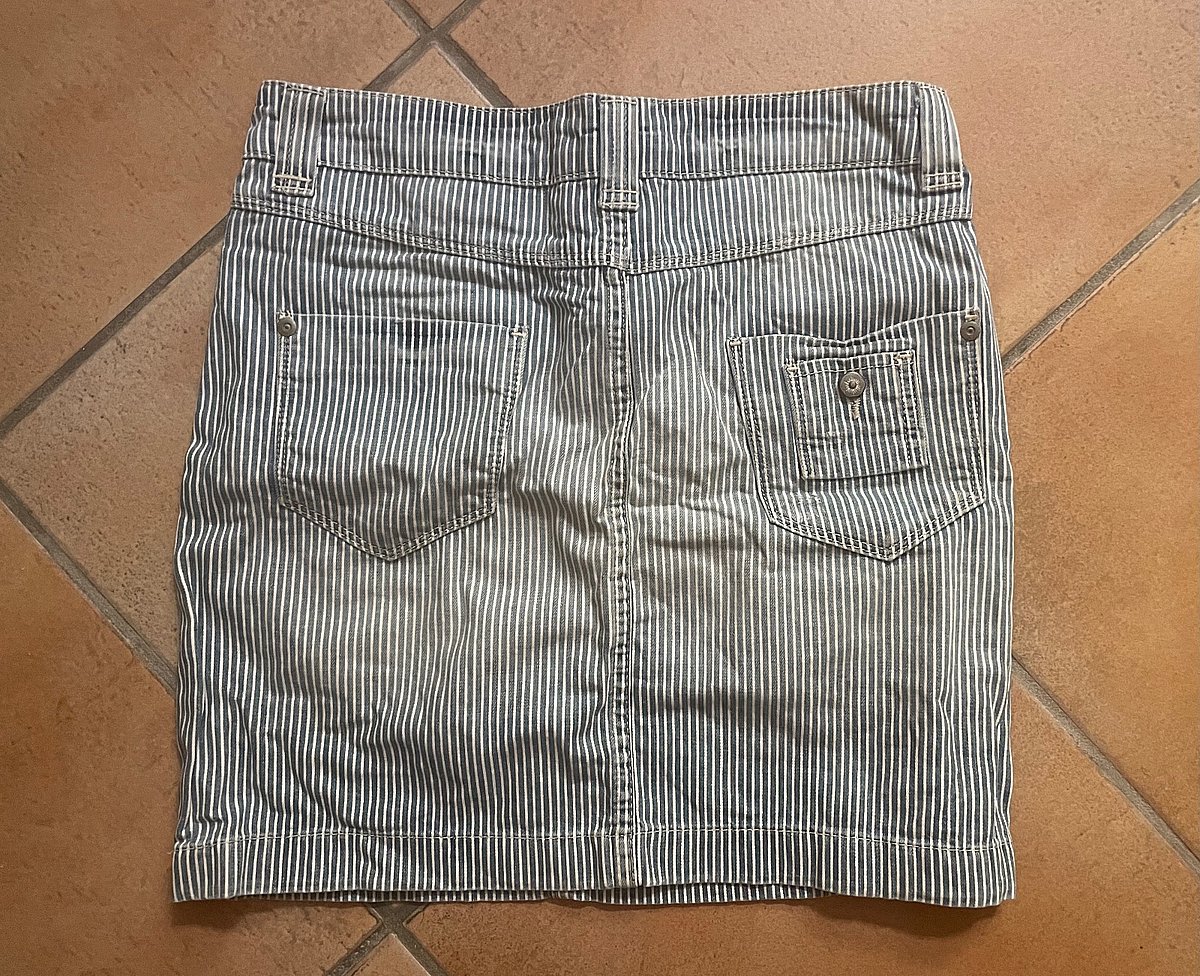 Dbielet Qasira Vintage bi Strixxi Blu u Abjad Kollezzjoni M&S Indigo Daqs UK 8 - photo 2