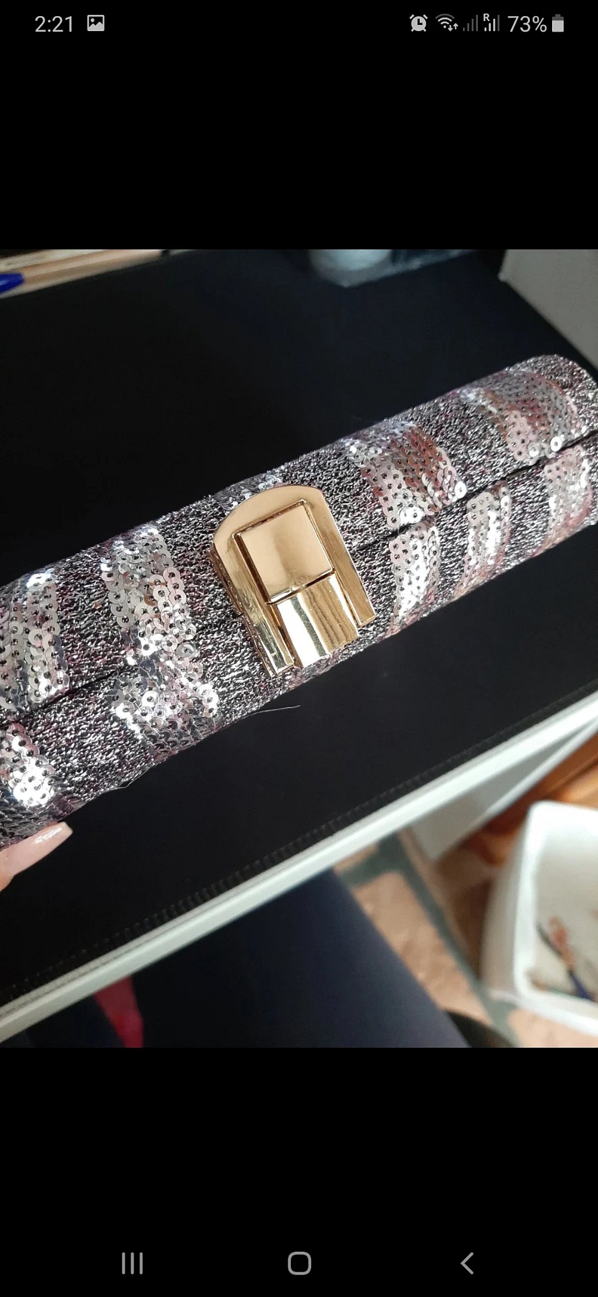 Bolso de mano de noche con lentejuelas brillantes - photo 3