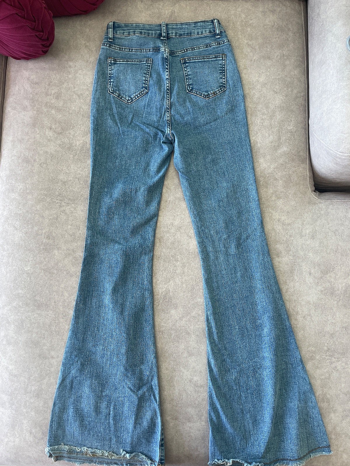 Jeans Blu Flare b'Erfa Mhux Maħduma - photo 2