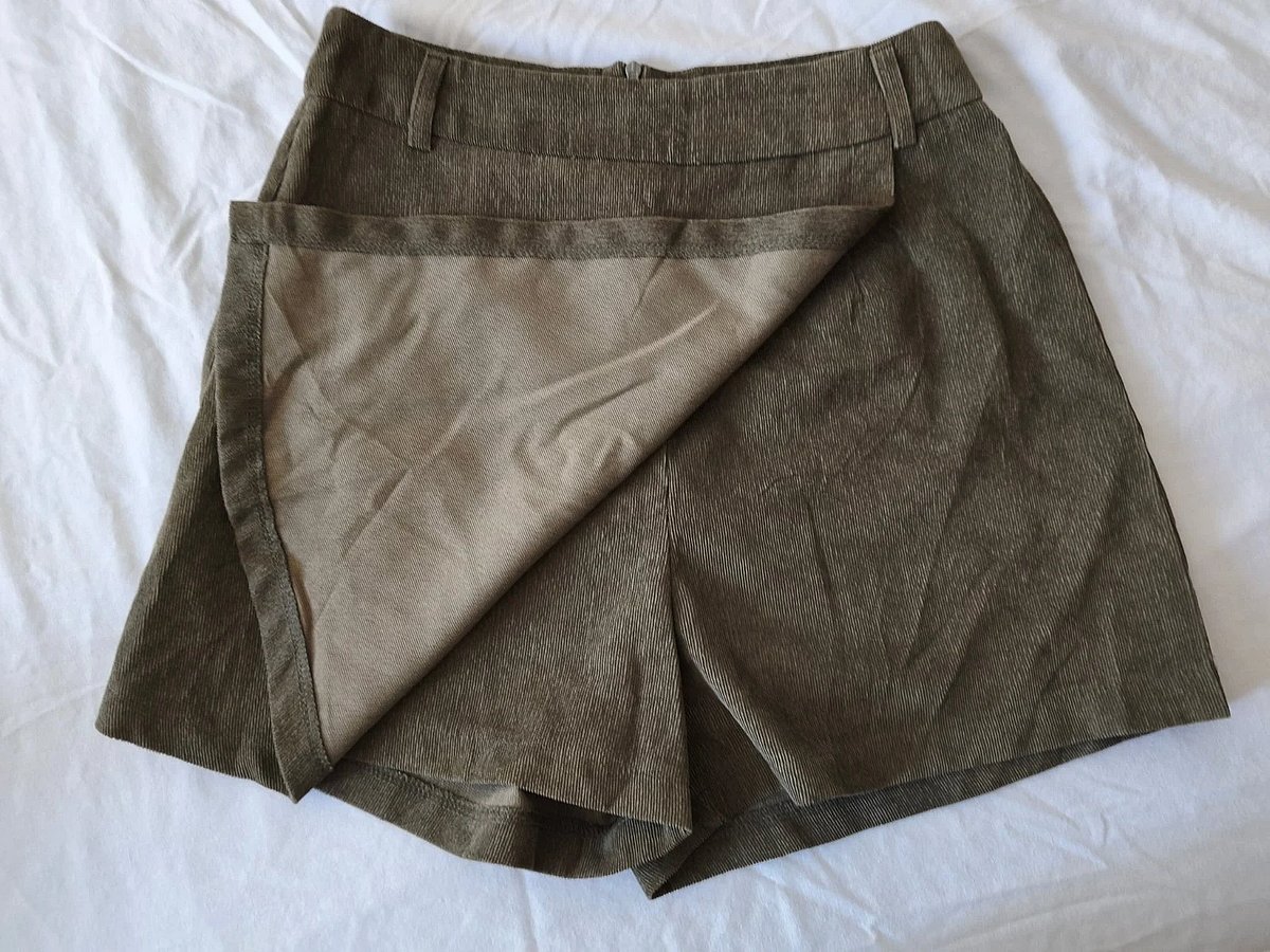 Skort b'inforra ħadra - photo 2