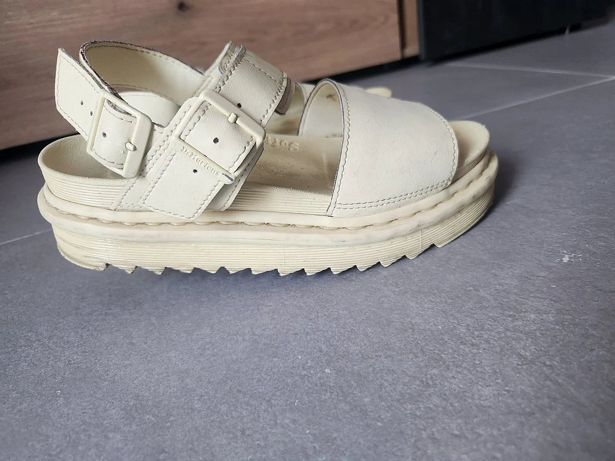 Sandlijiet tal-Pjattaforma Krema Dr. Martens - photo 2