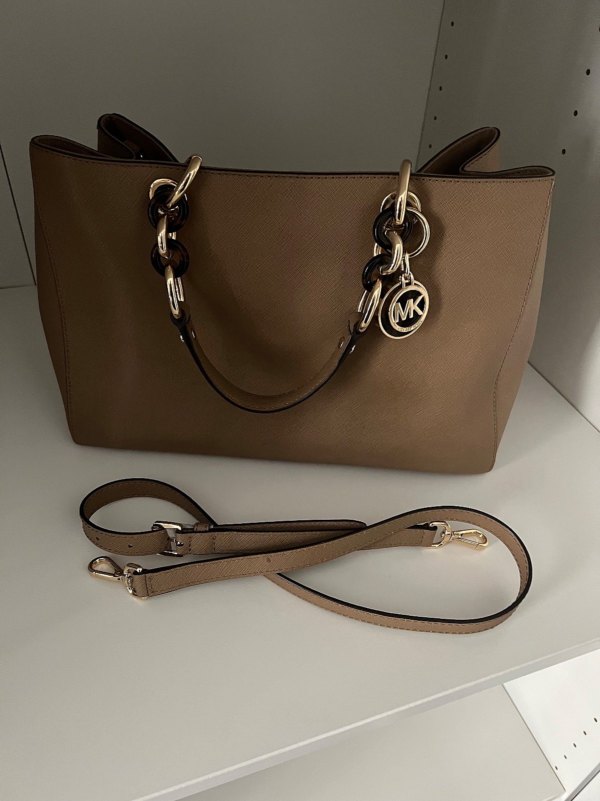 Michael Kors Tan Tote Bag - photo 2