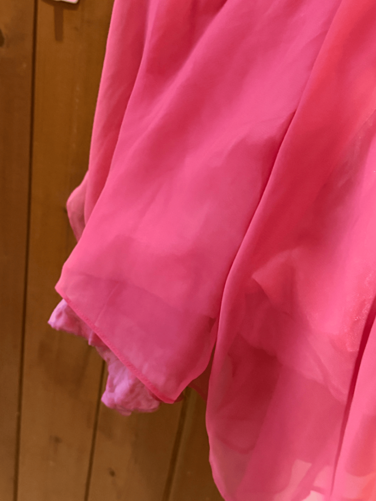 Vestido largo rosa con escote halter - photo 5