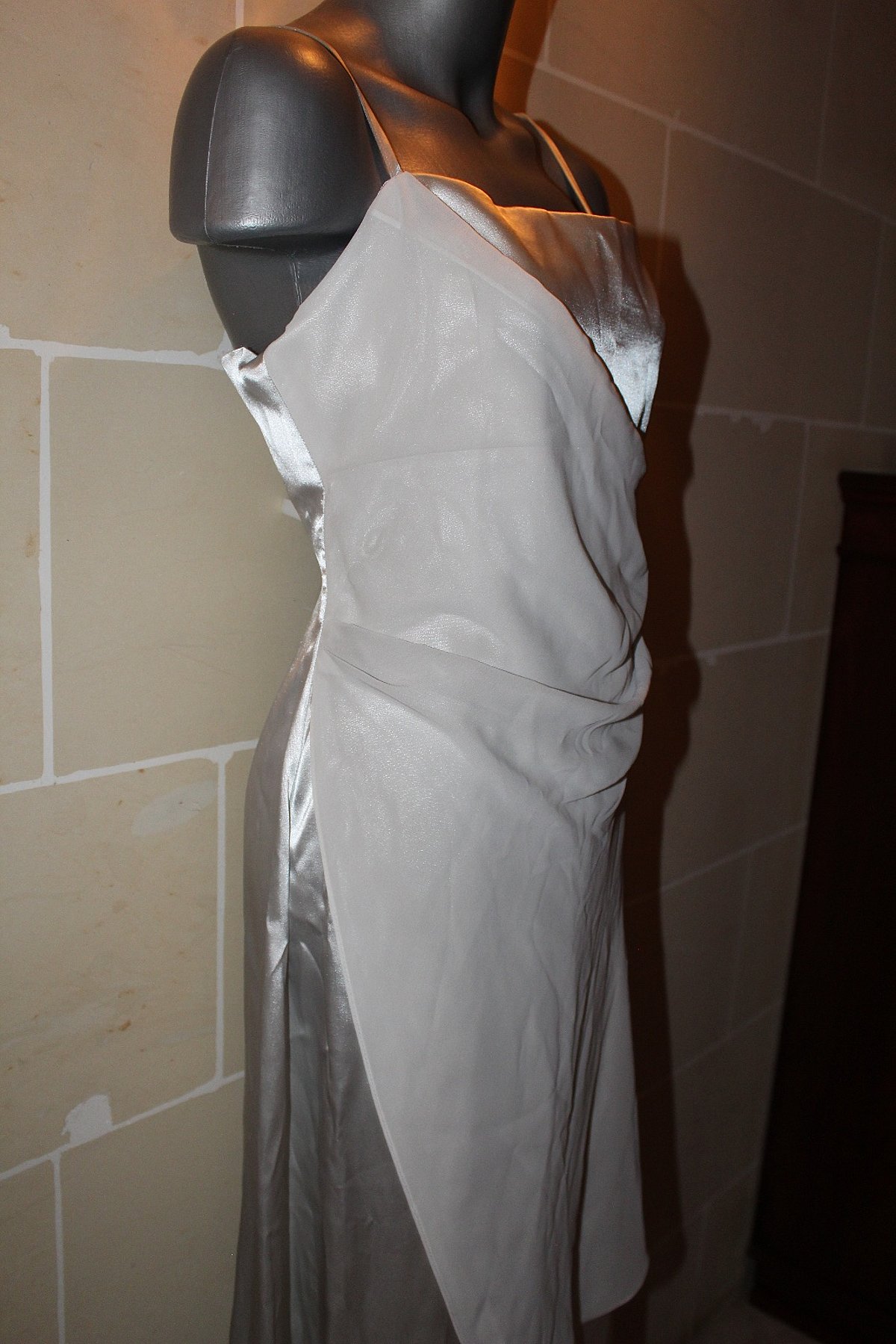 Silver Satin Evening Dress EU 44 - photo 4