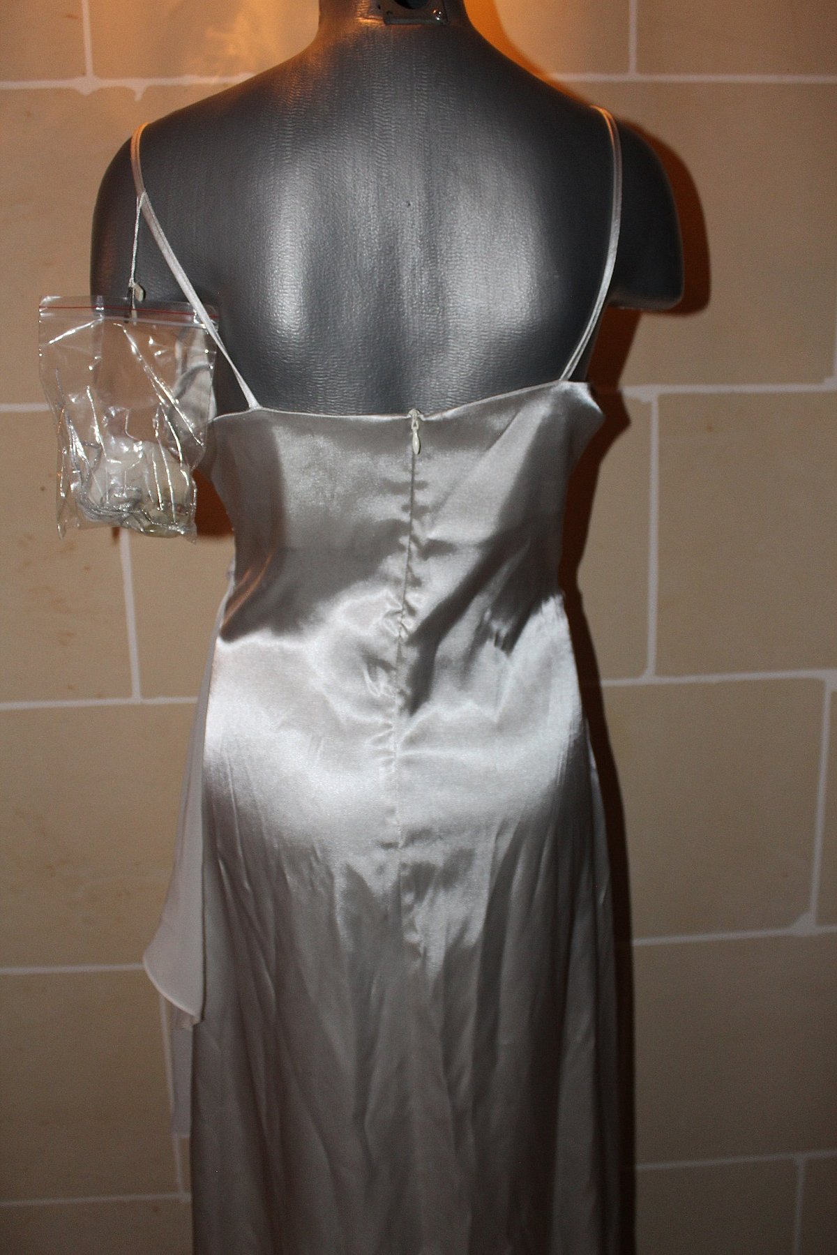 Silver Satin Evening Dress EU 44 - photo 3