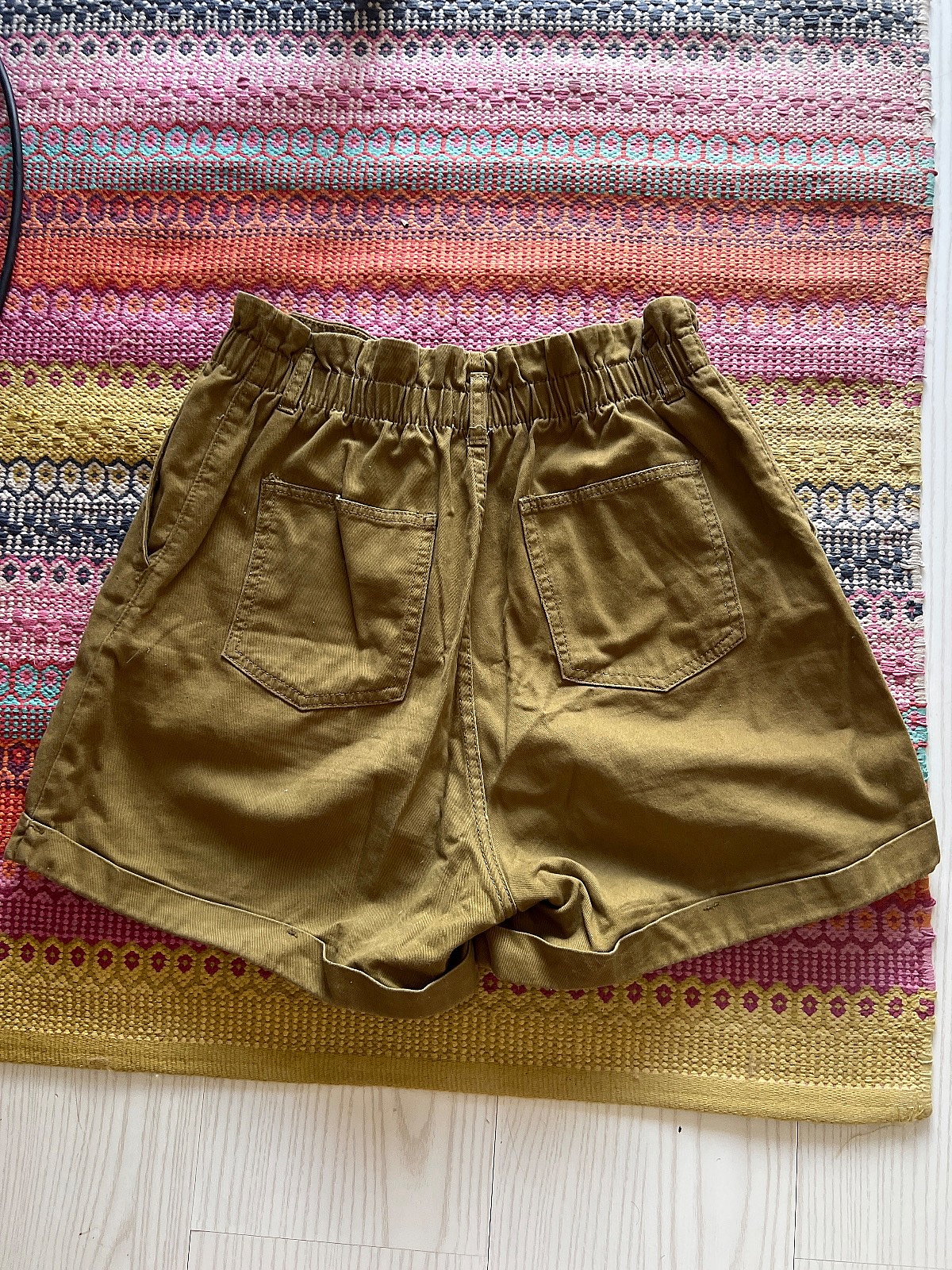 Olive shorts - photo 2