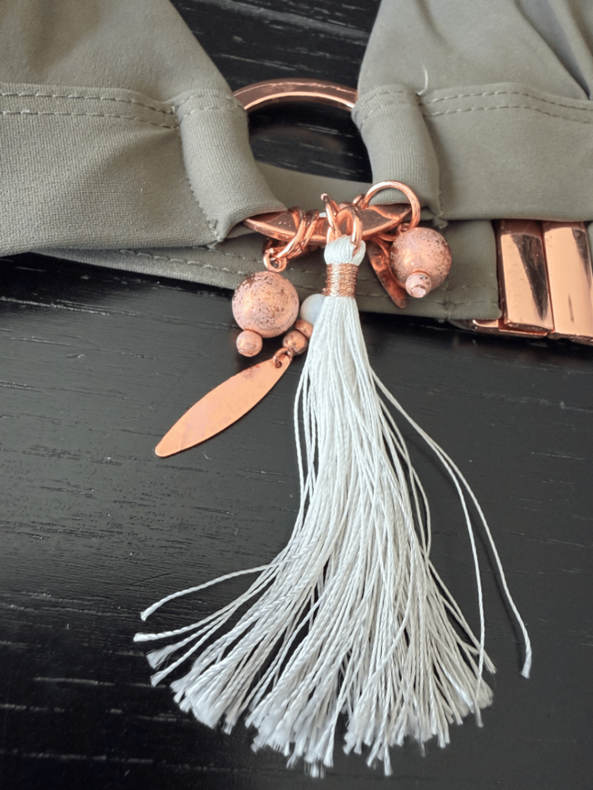 Conjunto de bikini con cuello halter y adornos - photo 6
