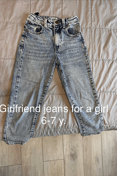 Jeans da ragazza — pre-loved on Thrifted.mt