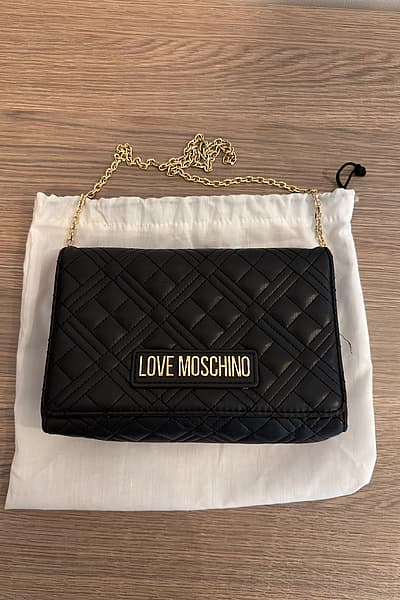 Borsa a catena trapuntata Love Moschino by Love Moschino — pre-loved on Thrifted.mt