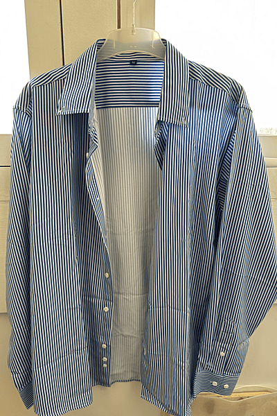 Camisa elegante de rayas con botones — pre-loved on Thrifted.mt