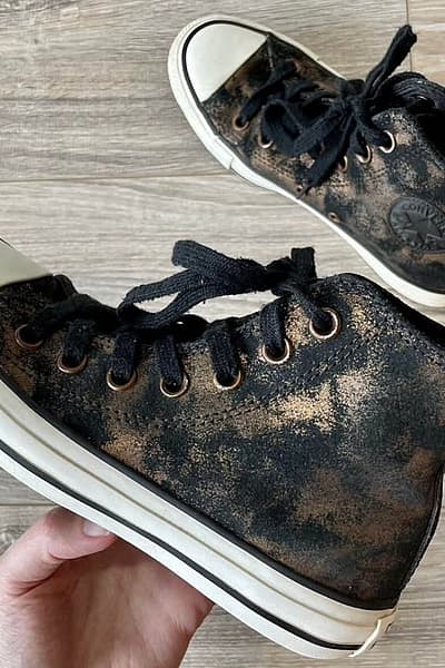 Zapatillas Converse by Converse — pre-loved on Thrifted.mt
