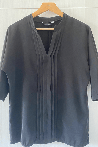 Black Pleated V-Neck Blouse by Dorothy Perkins — pre-loved on Thrifted.mt
