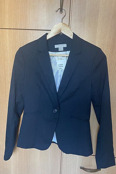 Giacca H&M — pre-loved on Thrifted.mt