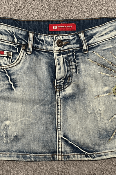 Dbielet Mini tad-Denim Imżejna by Power Miss — pre-loved on Thrifted.mt