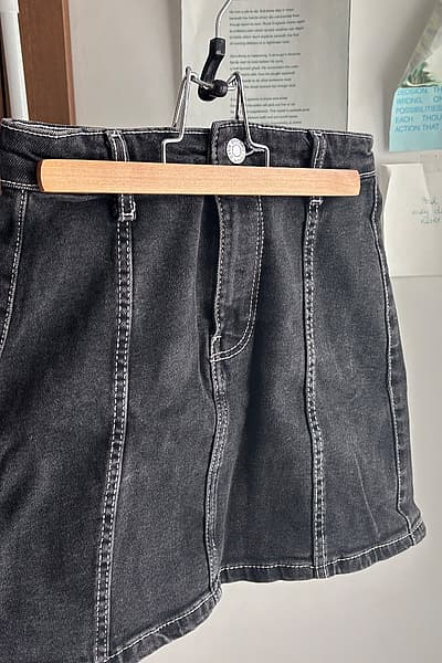 Dbielet Mini tad-Denim Iswed by Bershka — pre-loved on Thrifted.mt