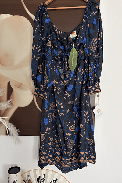 Abito midi stampato Farm Rio by Farm Rio — pre-loved on Thrifted.mt