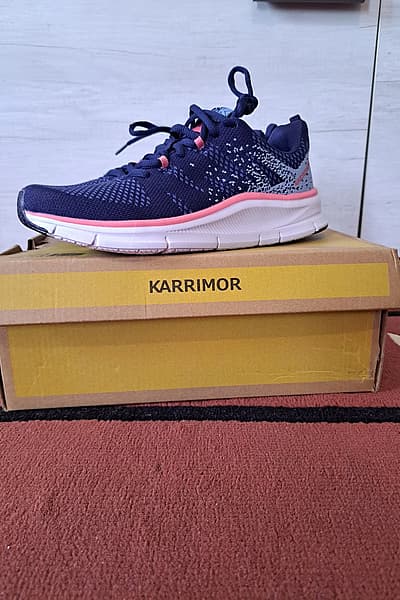 Nuove sneakers colorate Karrimor, taglia 38.5 by Karrimor — pre-loved on Thrifted.mt