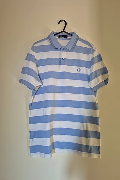 Polo a rayas de Fred Perry by Fred Perry — pre-loved on Thrifted.mt
