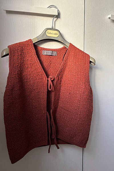Brown tie up crochet style vest  by Primark  — pre-loved on Thrifted.mt