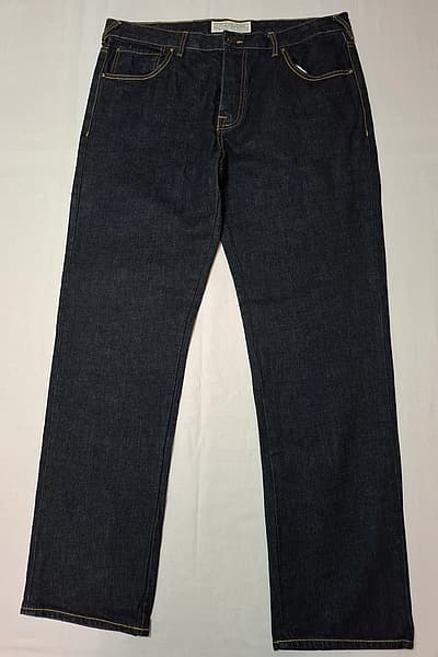 Pantalones vaqueros St George by Duffer para hombre, azul oscuro (W38 L32) - Corte recto — pre-loved on Thrifted.mt