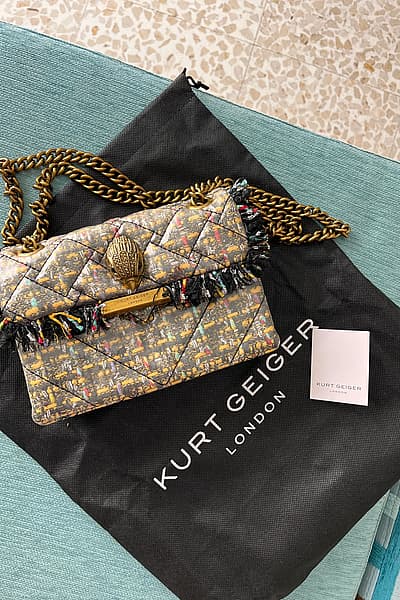 Bolso de tweed acolchado de Kurt Geiger by Kurt Geiger — pre-loved on Thrifted.mt