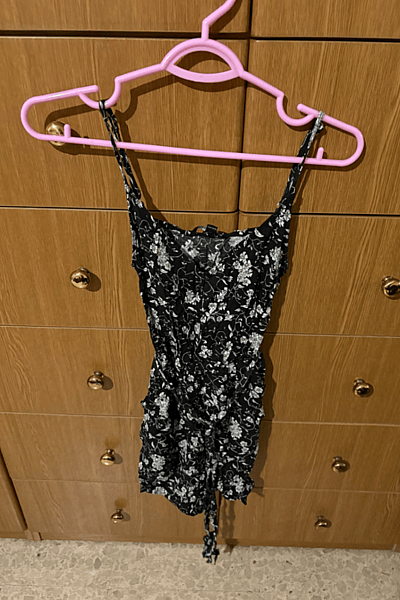 Floral Print Strappy Play Suit — pre-loved on Thrifted.mt