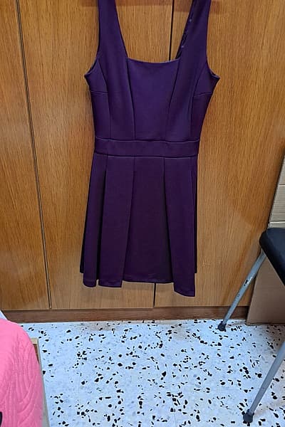 Ilbies skater vjola sempliċi mingħajr kmiem ta' New Look — pre-loved on Thrifted.mt