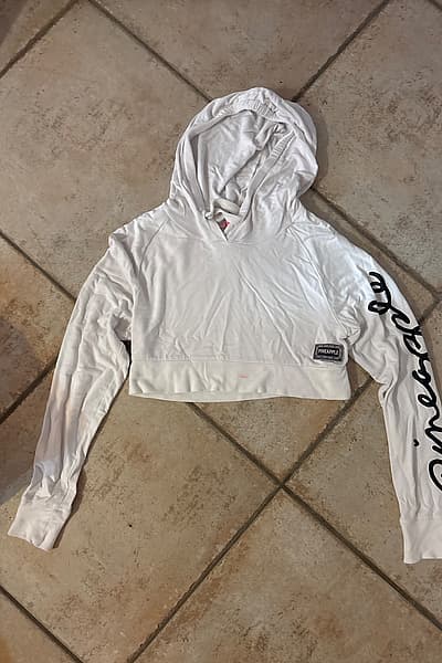 Sudadera con capucha corta «White Pineapple» by Pineapple — pre-loved on Thrifted.mt
