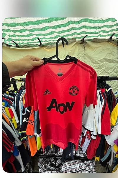 Maglia terza del Manchester United 2018/19 by Adidas — pre-loved on Thrifted.mt