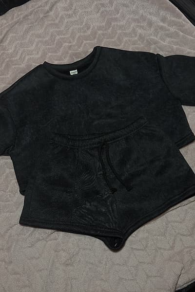 Sett ta' Koordinati Shein by SHEIN — pre-loved on Thrifted.mt