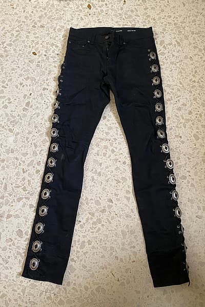 Vaqueros ajustados estilo western de Saint Laurent by Saint Laurent — pre-loved on Thrifted.mt
