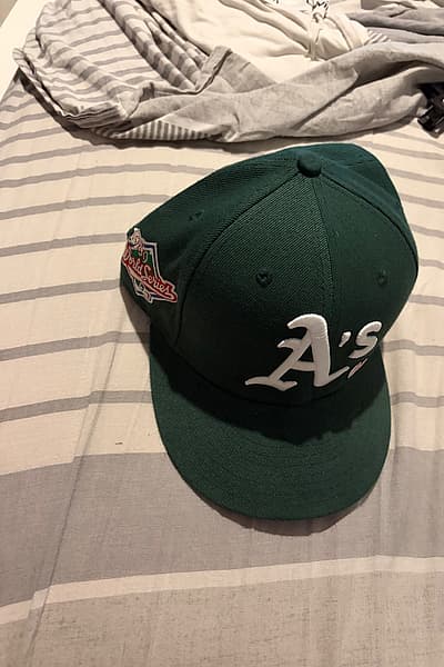 Kappa tal-Atletika ta' New Era Oakland by New Era — pre-loved on Thrifted.mt
