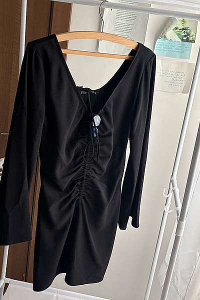 Ilbies mini iswed b'rukkijiet by Zara — pre-loved on Thrifted.mt