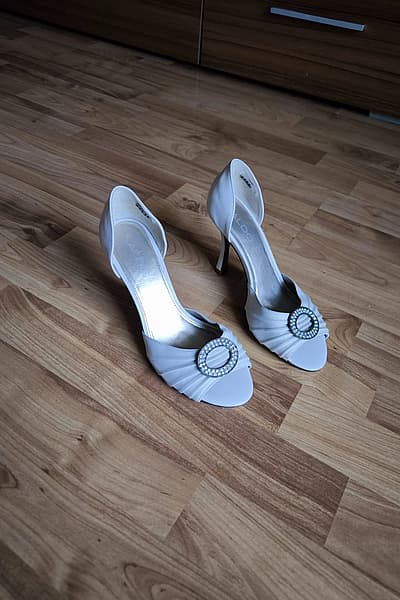 Żraben Aldo bojod by ALDO — pre-loved on Thrifted.mt