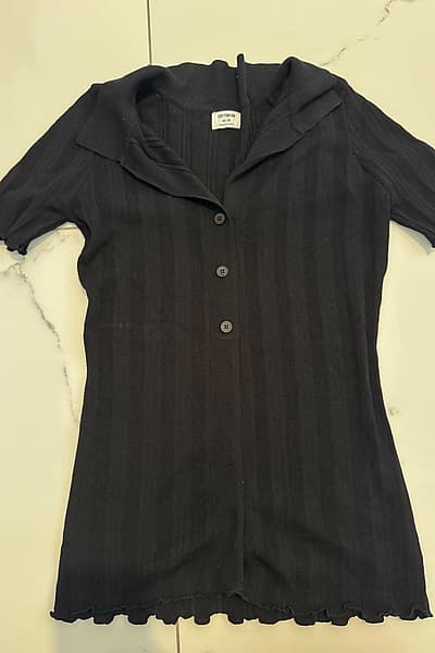 Top iswed b'buttuni u kustilji — pre-loved on Thrifted.mt