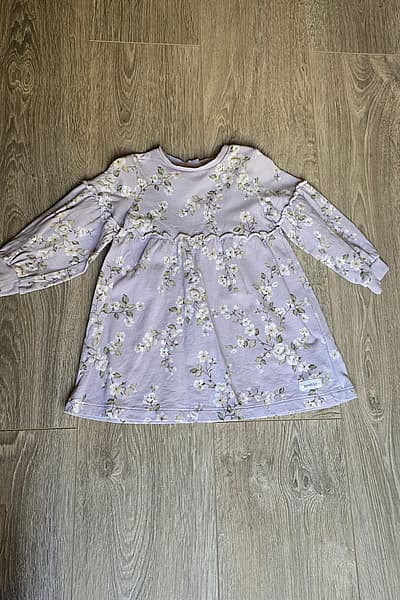 Vestitino floreale a maniche lunghe per neonata by newbie — pre-loved on Thrifted.mt