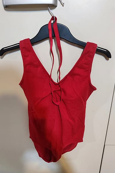 Body da balletto Red RAD  — pre-loved on Thrifted.mt