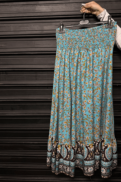 Floral Print Boho Maxi Skirt — pre-loved on Thrifted.mt