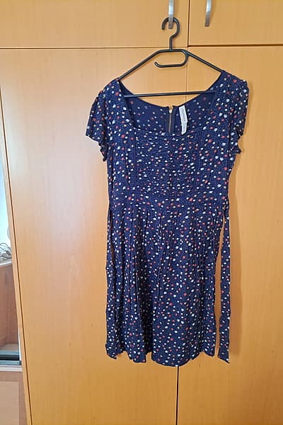 Abito Springfield Navy con stampa floreale — pre-loved on Thrifted.mt