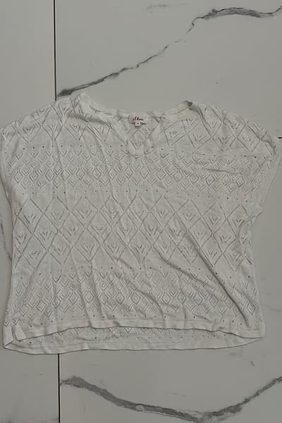 s.Oliver white summer crop top cotton by s.Oliver — pre-loved on Thrifted.mt