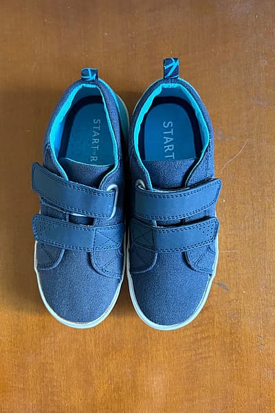 Start-Rite Navy Canvas Shoes by Start-Rite — pre-loved on Thrifted.mt