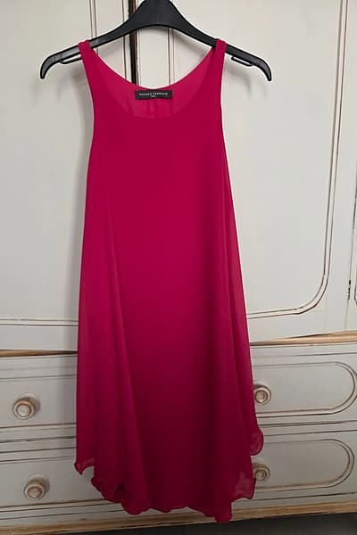 Sandro Ferrone Magenta Chiffon Dress by Sandro Ferrone — pre-loved on Thrifted.mt
